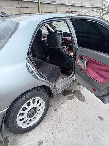 Mazda 626: 1992 г., 2 л, Механика, Бензин, Седан — 7