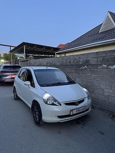 windom 2003: Honda Fit: 2003 г., 1.3 л, Вариатор, Бензин, Хэтчбэк — 2