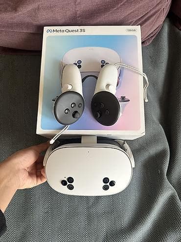 memory stick: Meta Quest 3s — 3