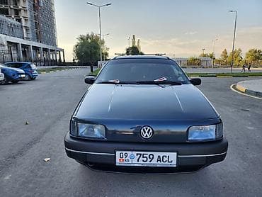 пресс машина: Volkswagen Passat Variant: 1991 г., 1.8 л, Механика, Бензин, Универсал — 6