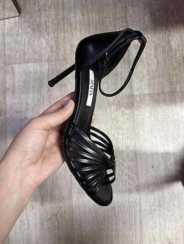 zaza туфли: Босоножки, 36, 37, 38, Zara, Новый, цвет - Белый, Самовывоз, Платная доставка — 4