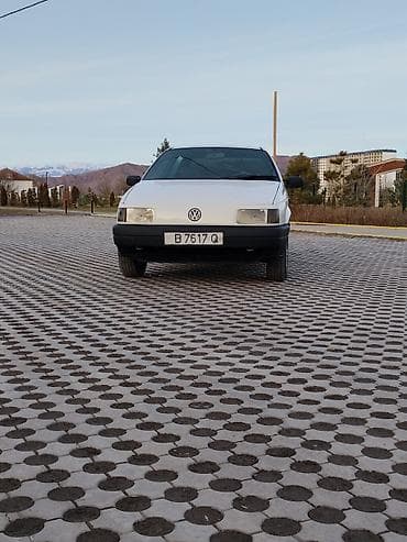kia joice: Volkswagen Passat: 1991 г., 1.8 л, Механика, Бензин, Седан — 3