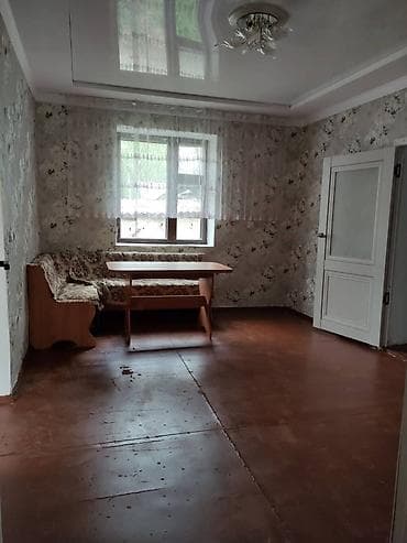 кара балта дом сатылат: Кара балта шаары Петропавловка айылынан жер уй сатылат 5комната — 6