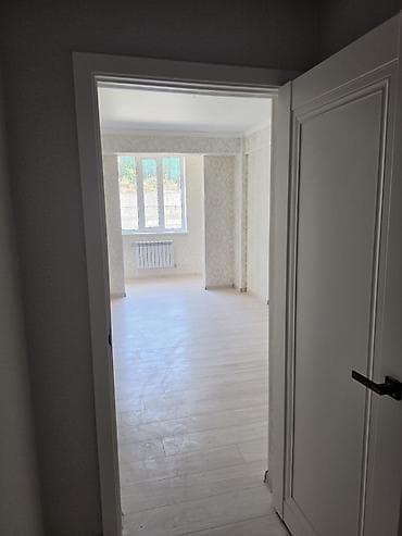 8 мкр: 1 комната, 53 м², Элитка, 1 этаж, Евроремонт — 5