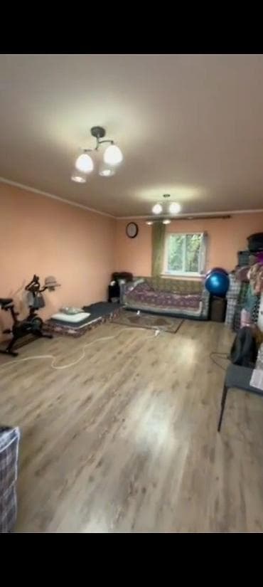 Продажа домов: Тел : 0990. 223022 Кожомкулдан үй сатылат Жалпы аянты 10 соток Чон — 8