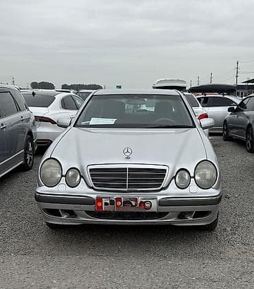 Mercedes-Benz E-Class: 2001 г., 2.4 л, Автомат, Бензин, Седан — 1