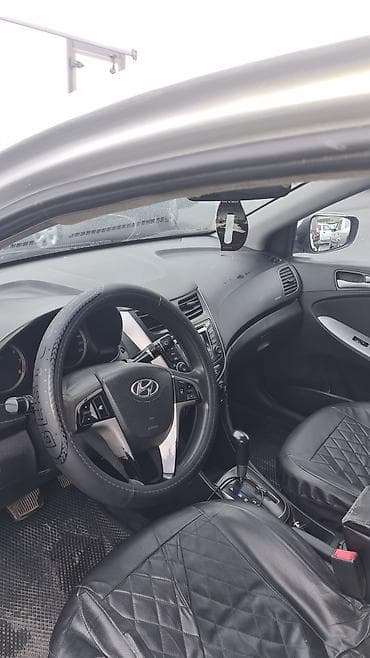 toyota haiglander: Hyundai Accent: 2015 г., 1.4 л, Автомат, Бензин, Седан — 3