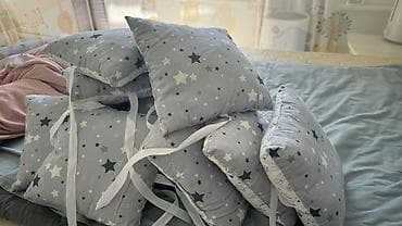 новорожден: Детская кроватка(манеж) с матрасом, а также отдельно есть 12 подушек — 2