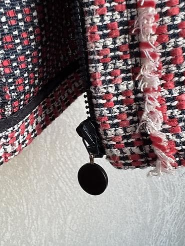 red centr: Жакет FRANK WALDER из твидовой фактурной ткани. В отличном состоянии — 7