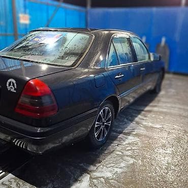 салон мерседес 190: Mercedes-Benz 190: 1995 г., 1.8 л, Ручные, Бензин, Седан — 4