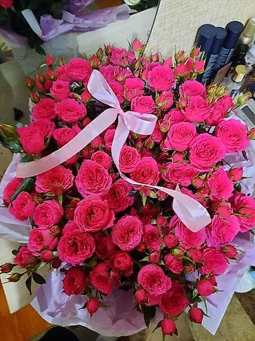 ары ящик: Пышный букет из кустовых роз фуксия - Состав: множество стеблей — 2