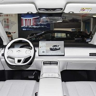 2025: Changan Qiyuan Q05: 2026 г., 7.7 л, Вариатор, Электромобиль, Кроссовер — 2