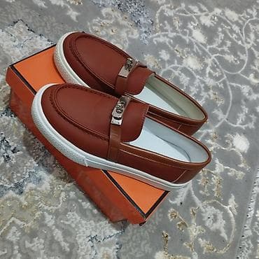 nike react: Новые женские лоферы — 1