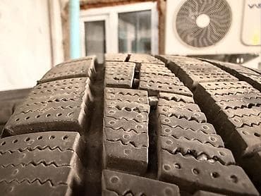 зима лето: Шины 195 / 65 / R 15, Зимняя шипованная, Комплект, Легковые, Goform — 1