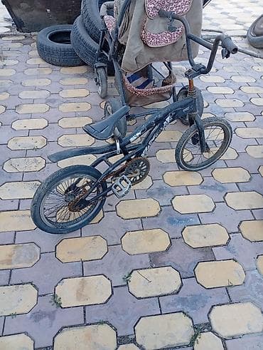 Велосипеды черный на ходу 4000с,белый 3000 требуется ремонтдетские