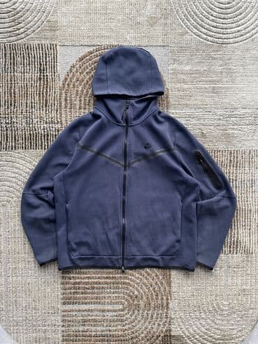 продаю бу вещи: Оригинал Nike tech fleece — 1