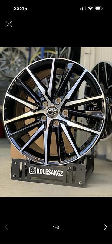 bmv e60: Литые Диски R 17 Toyota, отверстий - 5 — 1