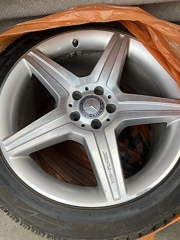 набор ключей 94: Литые Диски R 19 AMG, Комплект, отверстий - 5, Б/у — 2