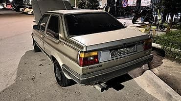 жук жабан: Volkswagen Jetta: 1985 г., Ручные, Бензин, Седан — 3