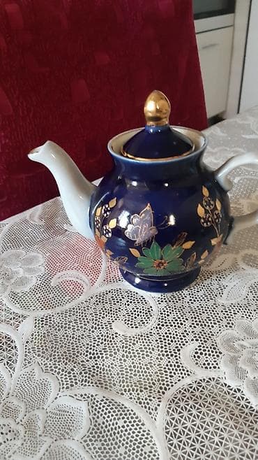 Идиш-аяк: Фарфоровый заварочный чайник с крышкой. - Материал: фарфор. - Цвет и — 1