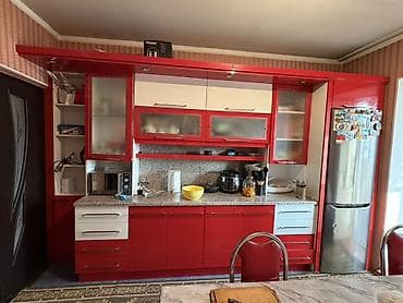 сервант советской: Кухонный гарнитур + стенка-гостиная Кухонный гарнитур: - Прямая — 2