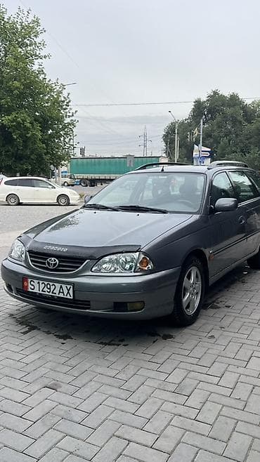 чанган авто: Toyota Avensis: 2003 г., 1.8 л, Кол менен иштөөчү, Бензин, Универсал — 4