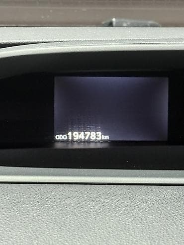 8: Toyota Prius: 2016 г., 1.8 л, Вариатор, Гибрид, Хэтчбэк — 7
