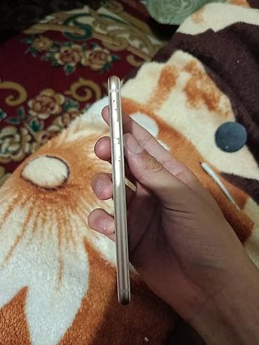 mi not 4: IPhone 8, Золотой — 3