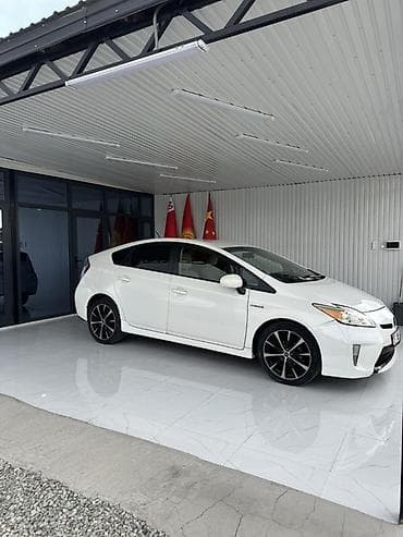 prius 50: Toyota Prius: 2015 г., 1.8 л, Автомат, Гибрид, Лифтбек — 4