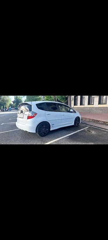 авто выкуп фит: Honda Fit: 2008 г., 1.5 л, Автомат, Бензин, Хэтчбэк — 4