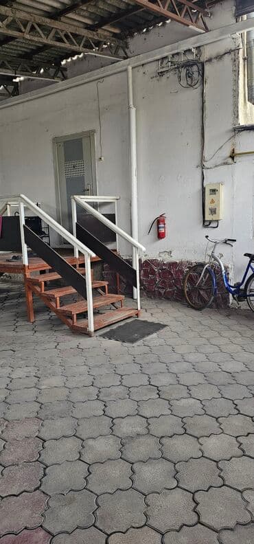 продаю дом киркомстрой: Үй, 200 кв. м, 5 бөлмө, Менчик ээси, Косметикалык оңдоо — 2