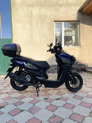 мото ссср: Тип скутера Tank, 160 куб. см, Бензин — 1