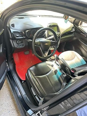 чери: Chevrolet Spark: 2018 г., 0.1 л, Вариатор, Бензин, Хэтчбэк — 8