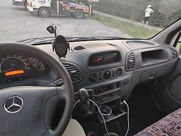 v class: Mercedes-Benz Sprinter (длинная база, высокий крыша), белый фургон — 9