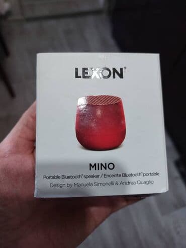 Колонка за границей хорошая комплект щарядки нет коробка внизу порвана