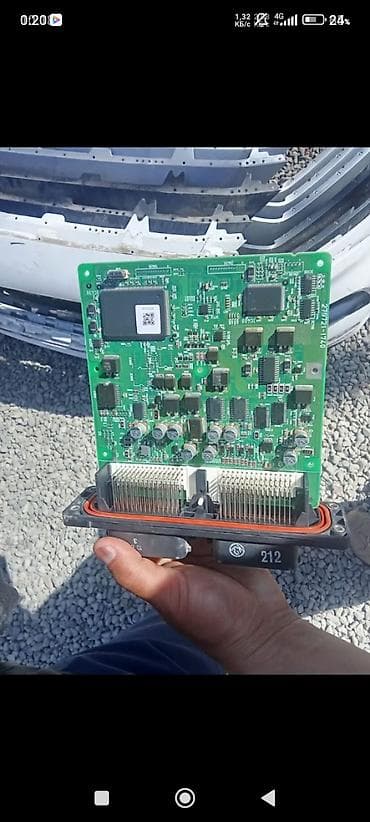 х2 00: 2002 г., Б/у, Оригинал, Япония — 1