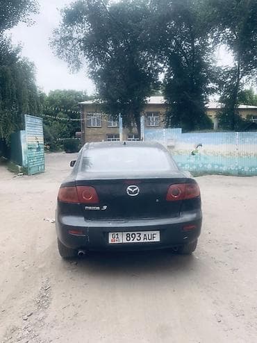 бир: Mazda 3: 2005 г., 1.6 л, Кол менен иштөөчү, Бензин, Седан — 5