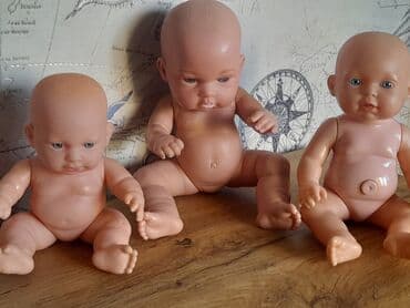 кукольный дом: Продаю куклы-пупсы.В отличном состоянии.яразмеры от25 до 45 см. Одна — 1