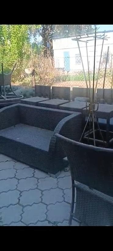 ремонт стульев: Стол и стул для кафе, Самовывоз, Платная доставка — 3