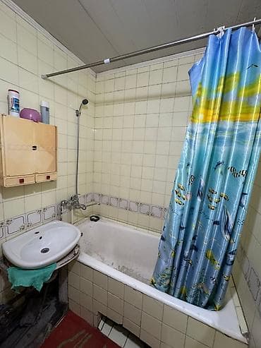 kant flat: 3 комнаты, 61 м², 106 серия, 6 этаж, Старый ремонт — 8