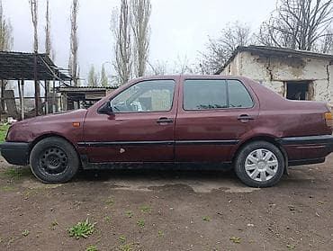 скутер на воде: Volkswagen Vento: 1993 г., 1.8 л, Ручные, Седан — 3