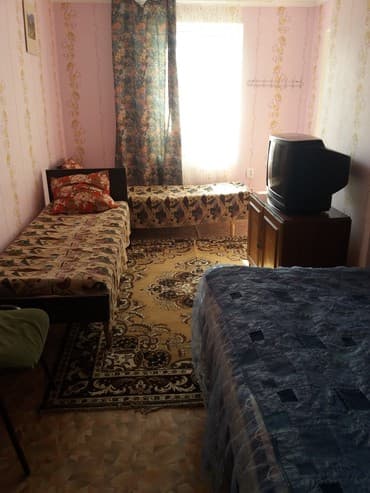 домики в горах ала арча: Коттедж, Чолпон-Ата, Детская площадка, Парковка, стоянка, Охраняемая территория — 4