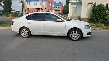 outback 2005: Skoda Octavia: 2016 г., 1.6 л, Автомат, Бензин, Лифтбек — 4