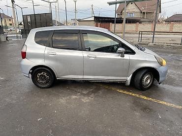 bid e2: Honda Fit: 2006 г., 1.3 л, Вариатор, Бензин, Хэтчбэк — 10