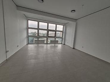аренда компьютерный клуб: Аренда офисов, 216 м², В бизнес центре, 1 линия — 5