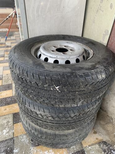 б у шины 15: Шины 225 / 70 / R 15, Зима, Б/у, Легкий коммерческий транспорт (C/LT), Infinity — 4