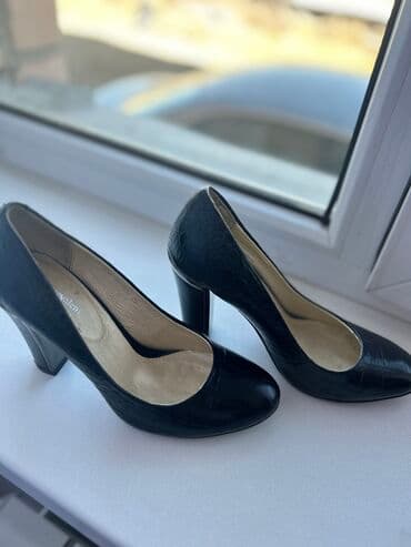 белорусская обувь для проблемных ног бишкек: Туфли Прессованная кожа Б/У Бир эле жолу кийилген 35 размер Баасы — 2