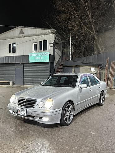 Mercedes-Benz E-Class: 2001 г., 4.3 л, Автомат, Бензин, Седан