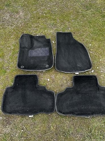 диски борбет а: Родные Ворсовые Полики Для салона Toyota, цвет - Черный, Б/у — 1
