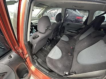 old man: Honda Fit: 2008 г., 1.5 л, Механика, Бензин, Хэтчбэк — 7